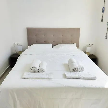 Avalon Cosy Apartments, Minimal With Shared Swimming Pool Agrari (Mykonos)