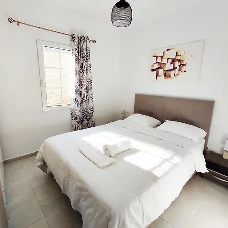 Villa Avalon Cosy Apartments, Minimal With Shared Swimming Pool *