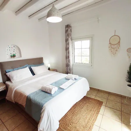 Avalon Cosy Apartments, Minimal With Shared Swimming Pool Villa Agrari (Mykonos)