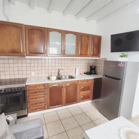 Avalon Cosy Apartments, Minimal With Shared Swimming Pool Villa Agrari (Mykonos)
