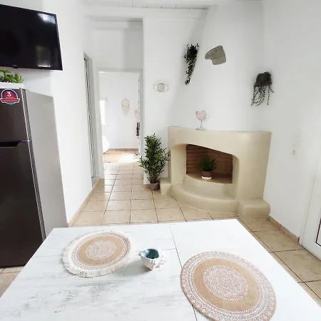 Villa Avalon Cosy Apartments, Minimal With Shared Swimming Pool Agrari (Mykonos)